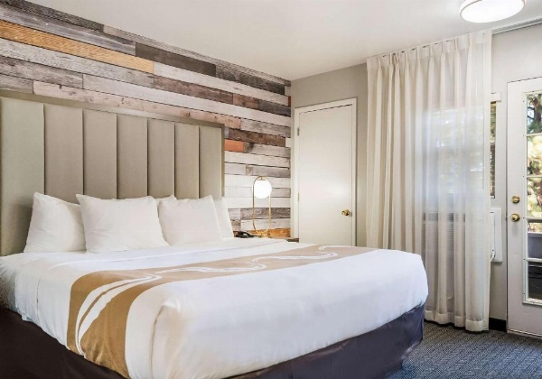 Quality Inn South Lake Tahoe image 17