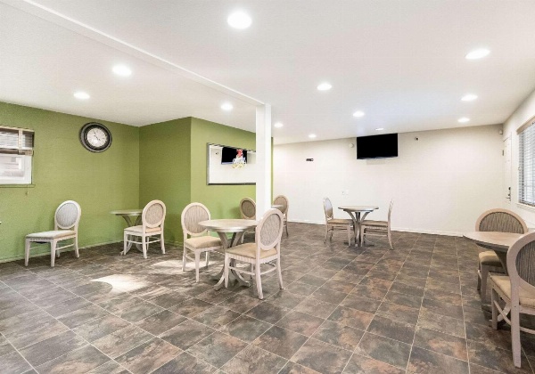 Quality Inn South Lake Tahoe image 6